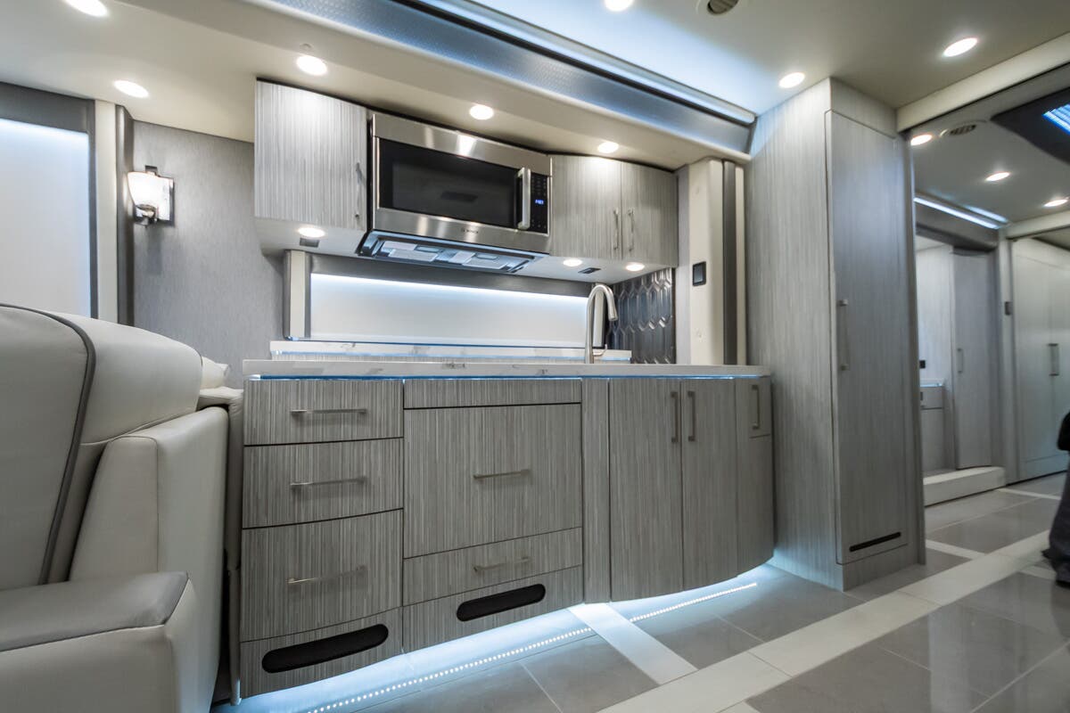 Bus-Stuff.com Class A Rv For Sale