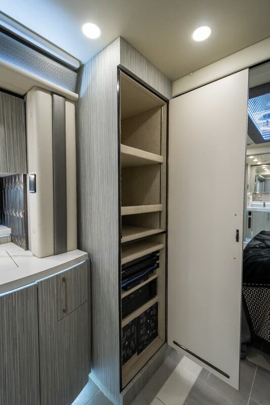Bus-Stuff.com Class A Rv For Sale