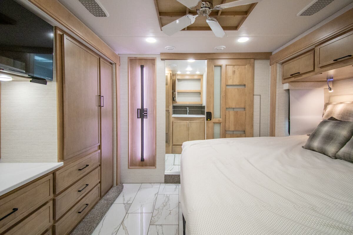 Bus-Stuff.com Class A Rv For Sale