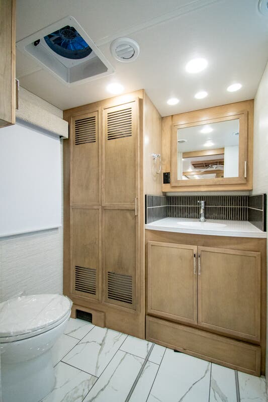Bus-Stuff.com Class A Rv For Sale