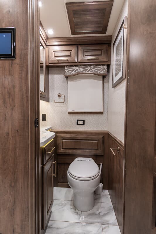 Bus-Stuff.com Class A Rv For Sale