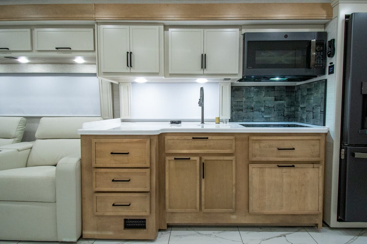 Bus-Stuff.com Class A Rv For Sale