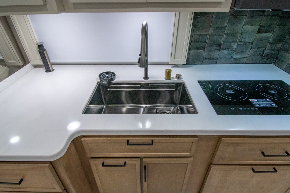 Bus-Stuff.com Class A Rv For Sale