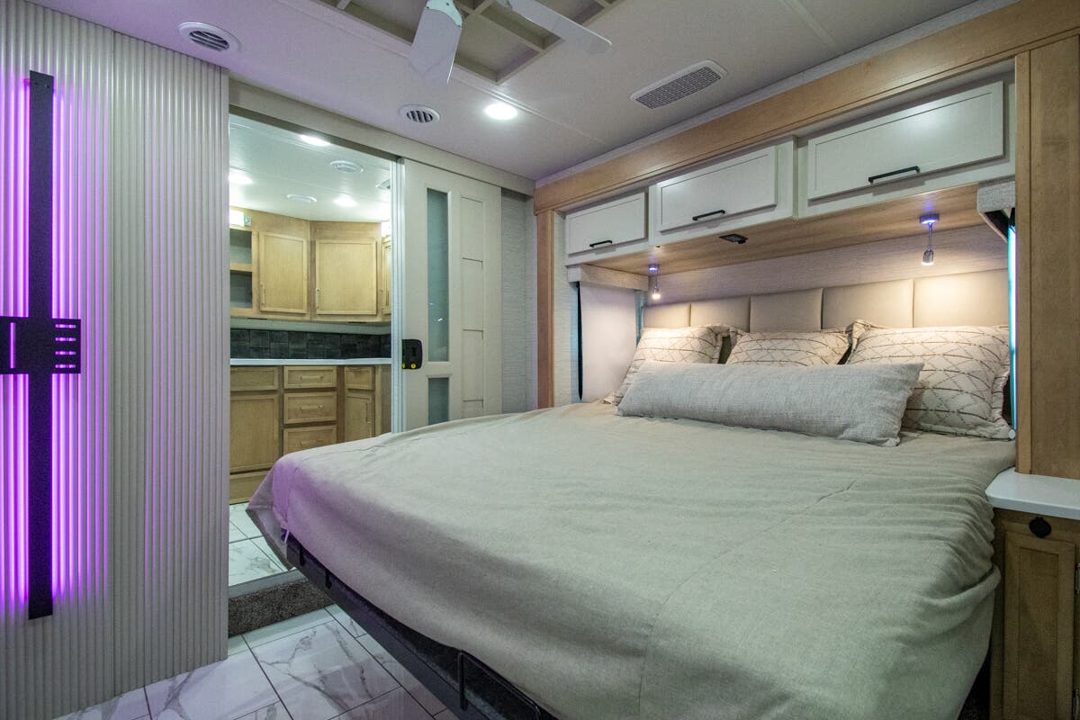 Bus-Stuff.com Class A Rv For Sale