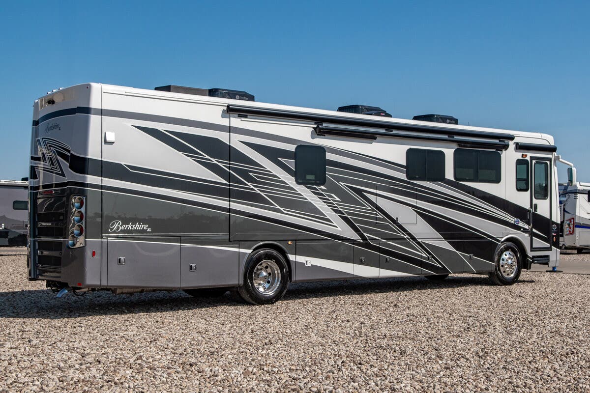 Bus-Stuff.com Class A Rv For Sale