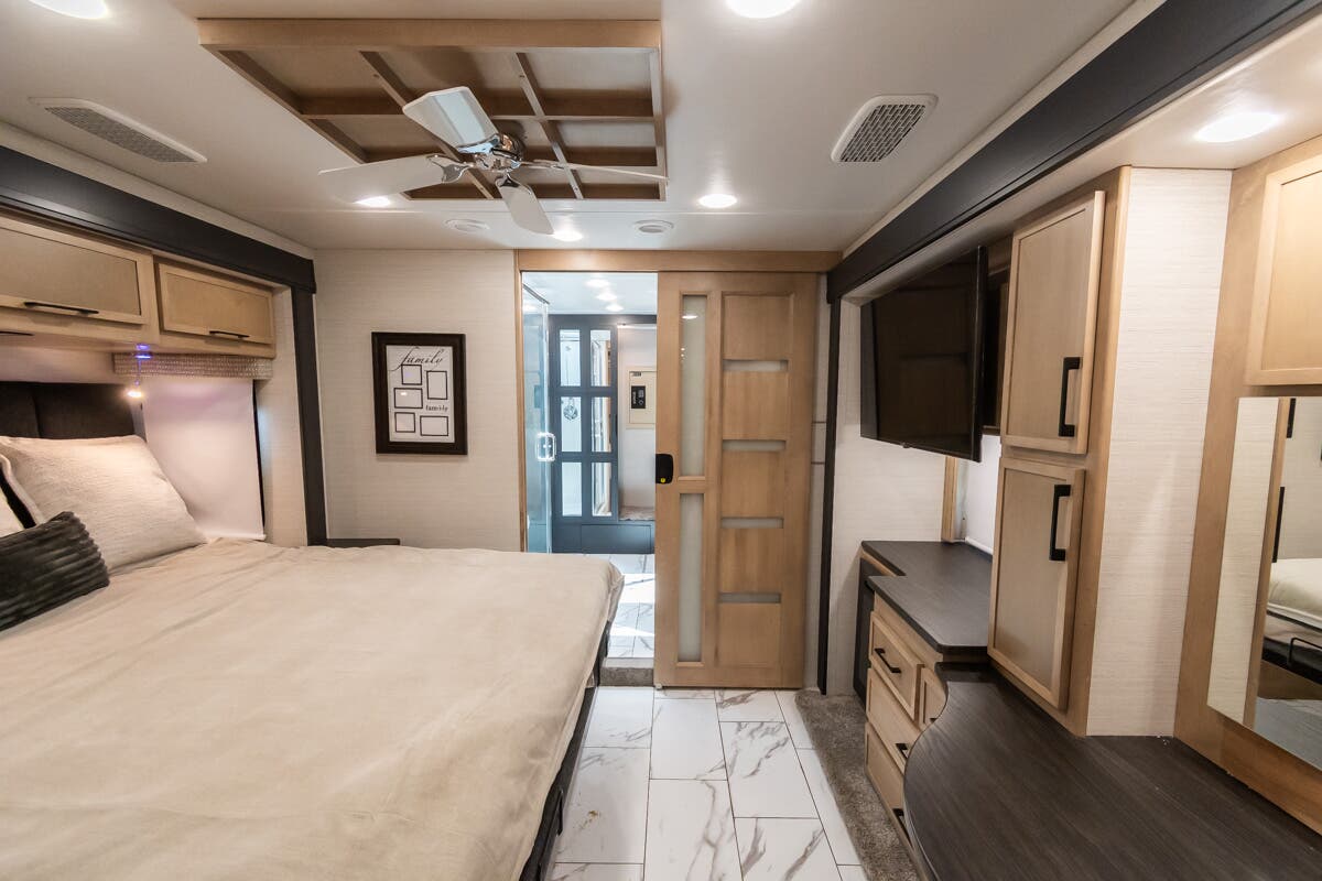 Bus-Stuff.com Class A Rv For Sale