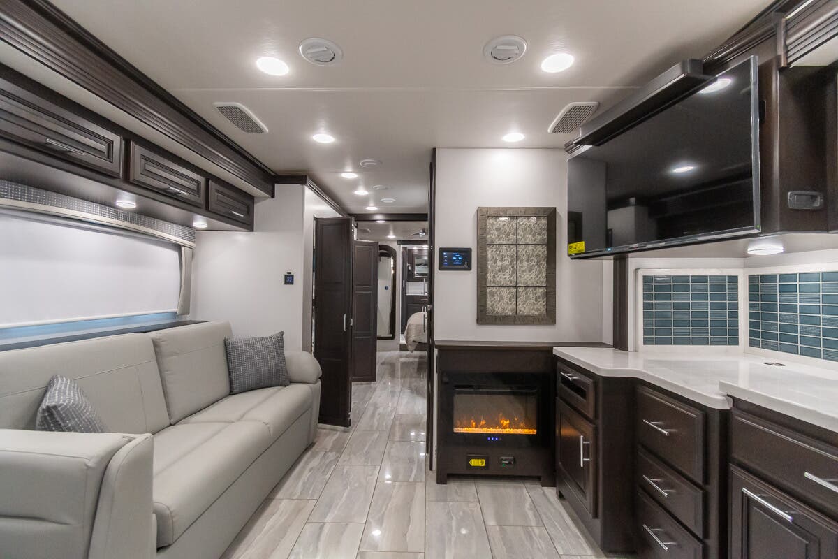 Bus-Stuff.com Class A Rv For Sale