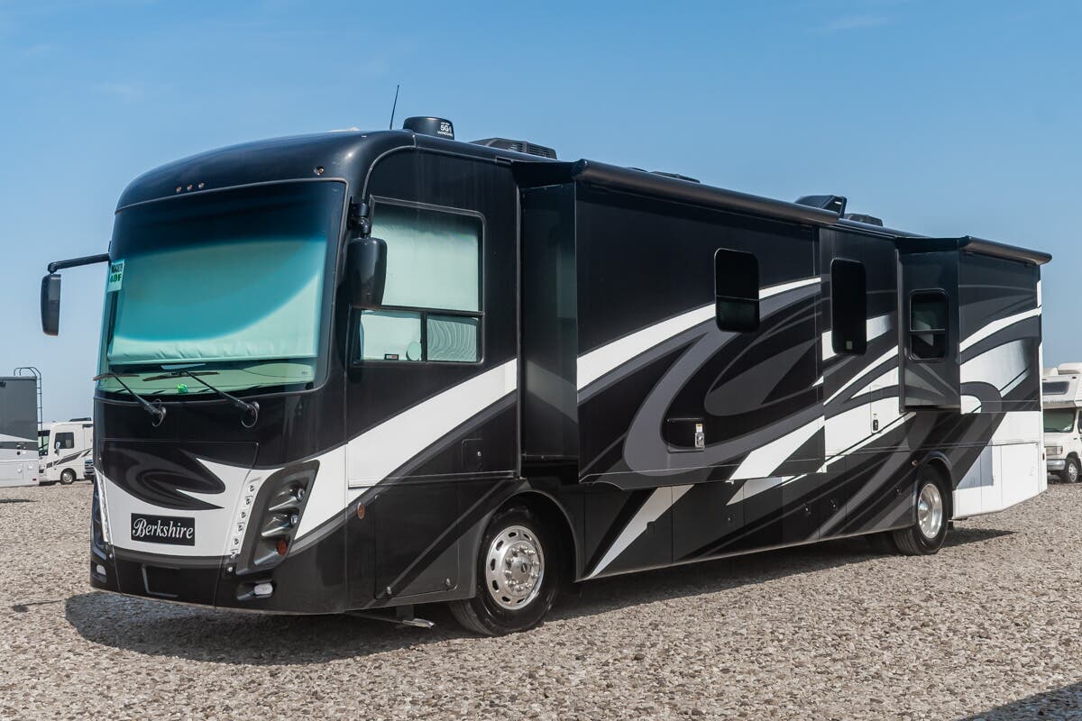 Bus-Stuff.com Class A Rv For Sale