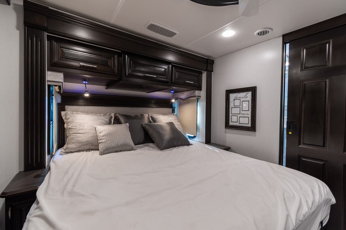 Bus-Stuff.com Class A Rv For Sale