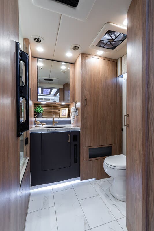 Bus-Stuff.com Class A Rv For Sale