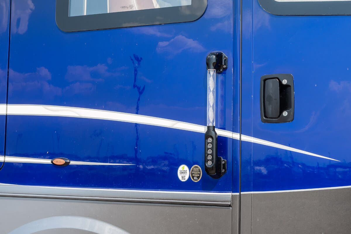 Bus-Stuff.com Class A Rv For Sale