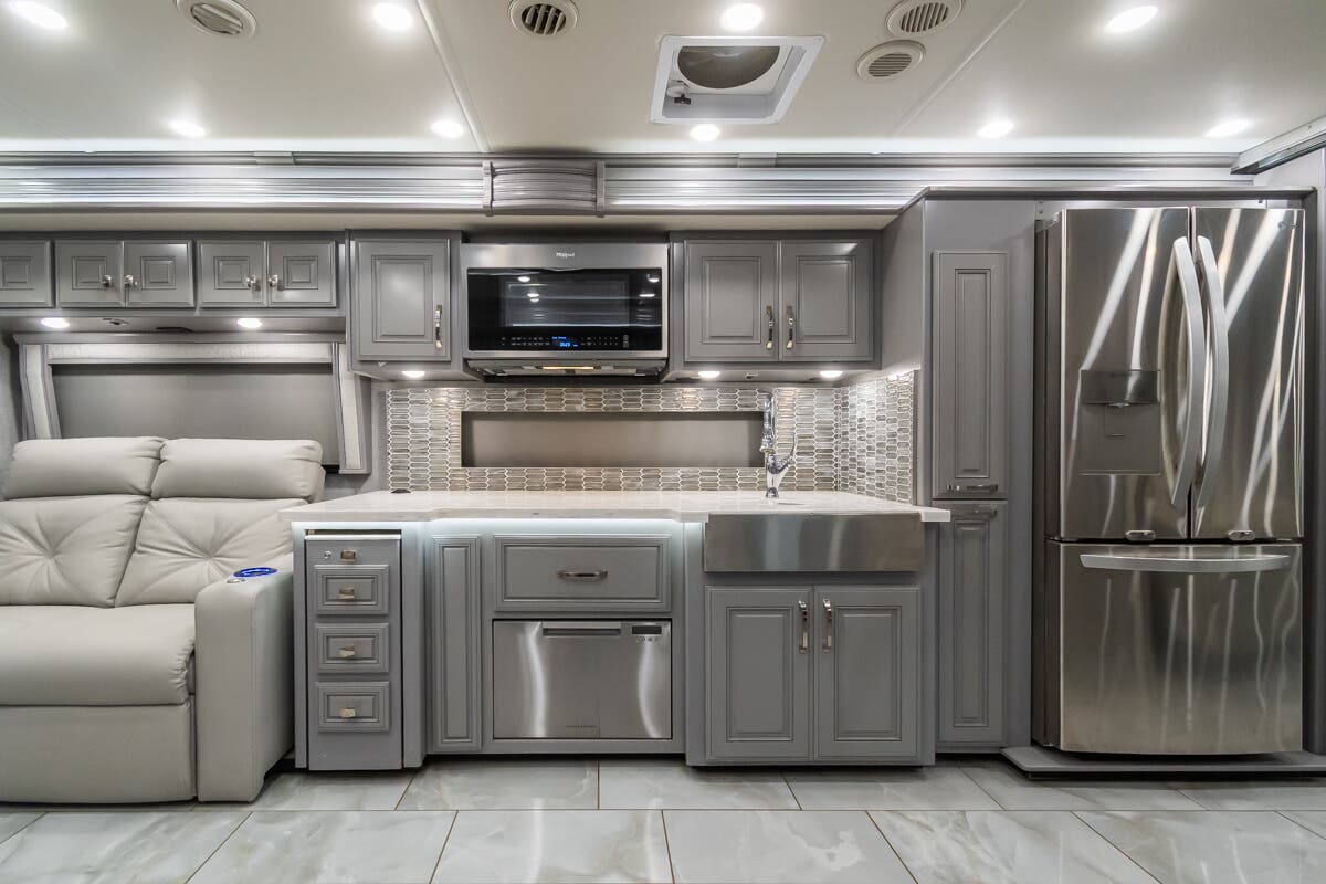 Bus-Stuff.com Class A Rv For Sale