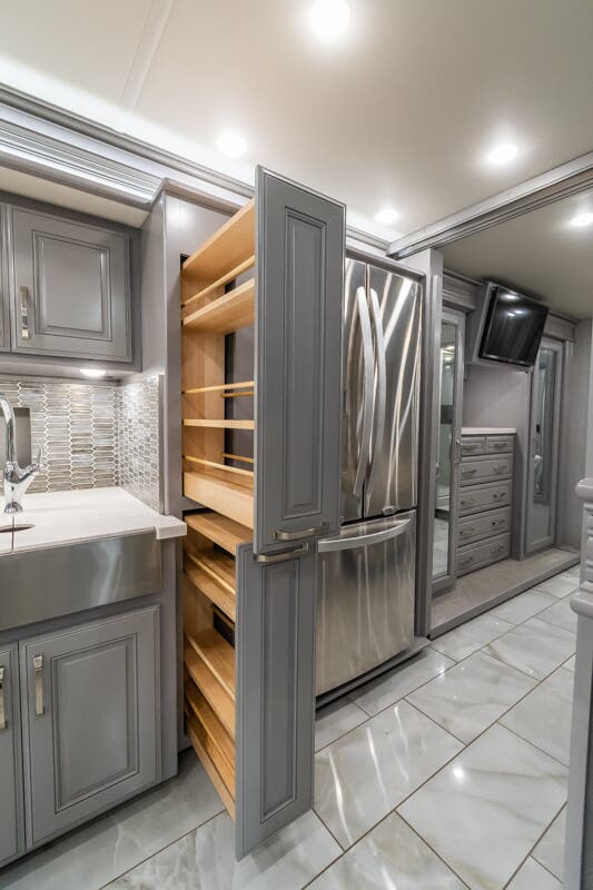 Bus-Stuff.com Class A Rv For Sale