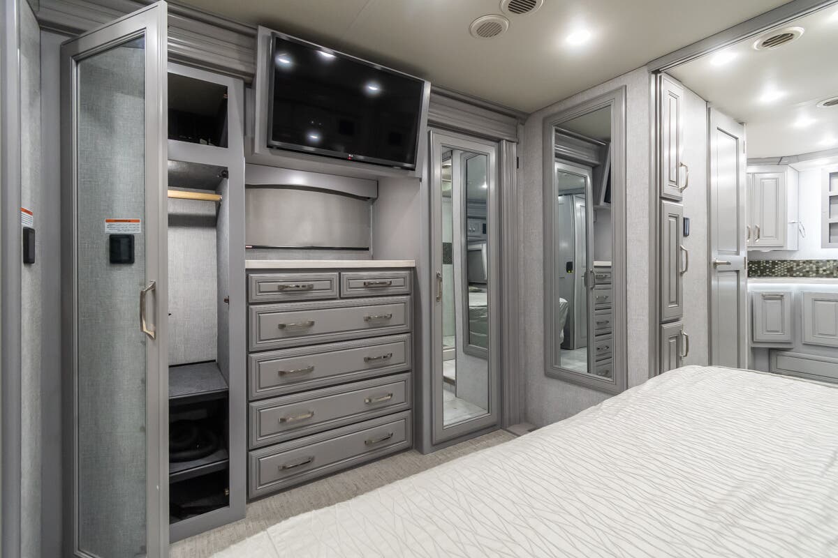 Bus-Stuff.com Class A Rv For Sale