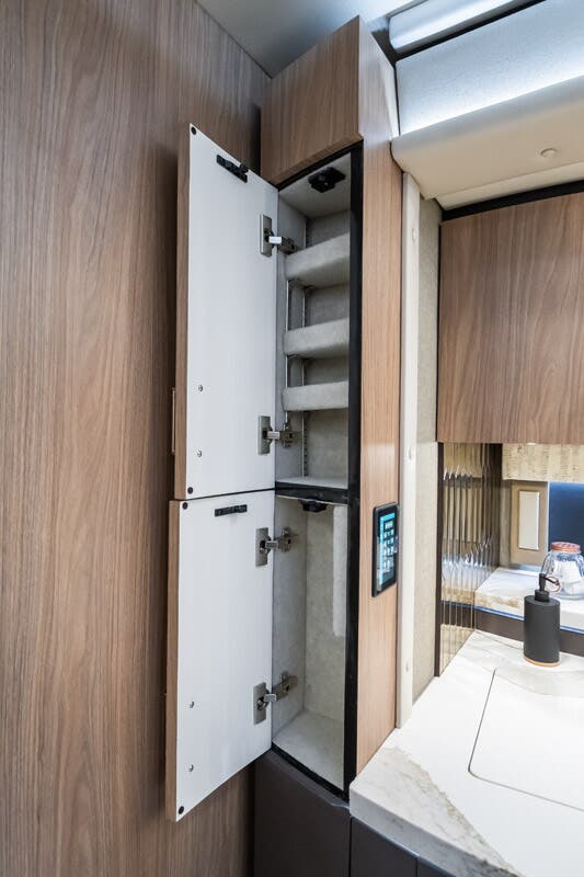 Bus-Stuff.com Class A Rv For Sale