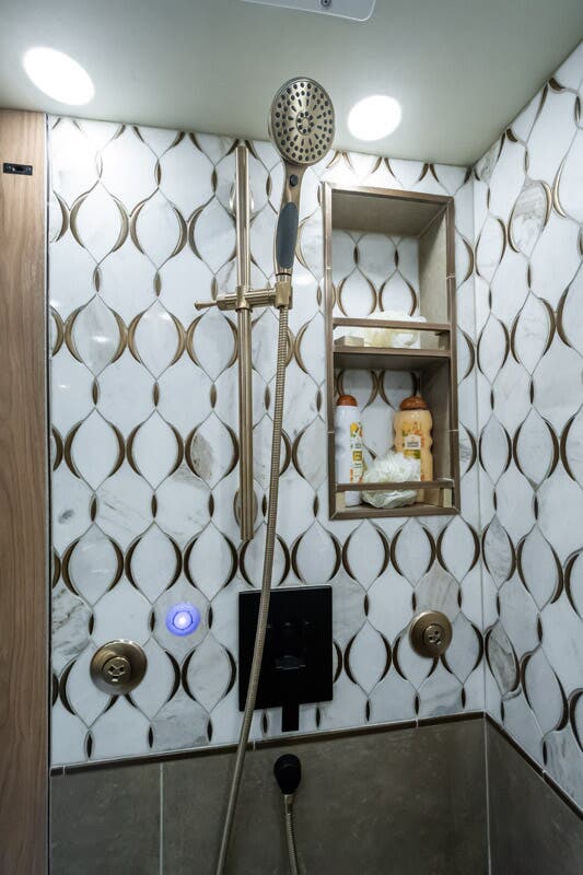 Bus-Stuff.com Class A Rv For Sale