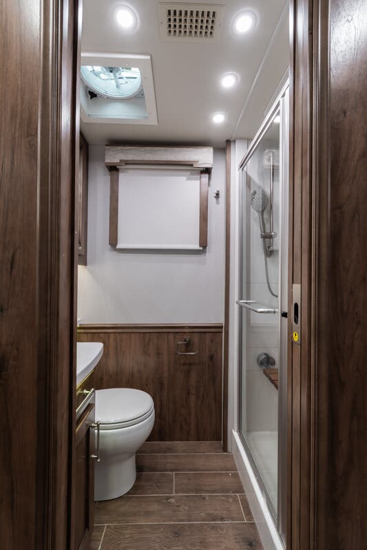 Bus-Stuff.com Class A Rv For Sale