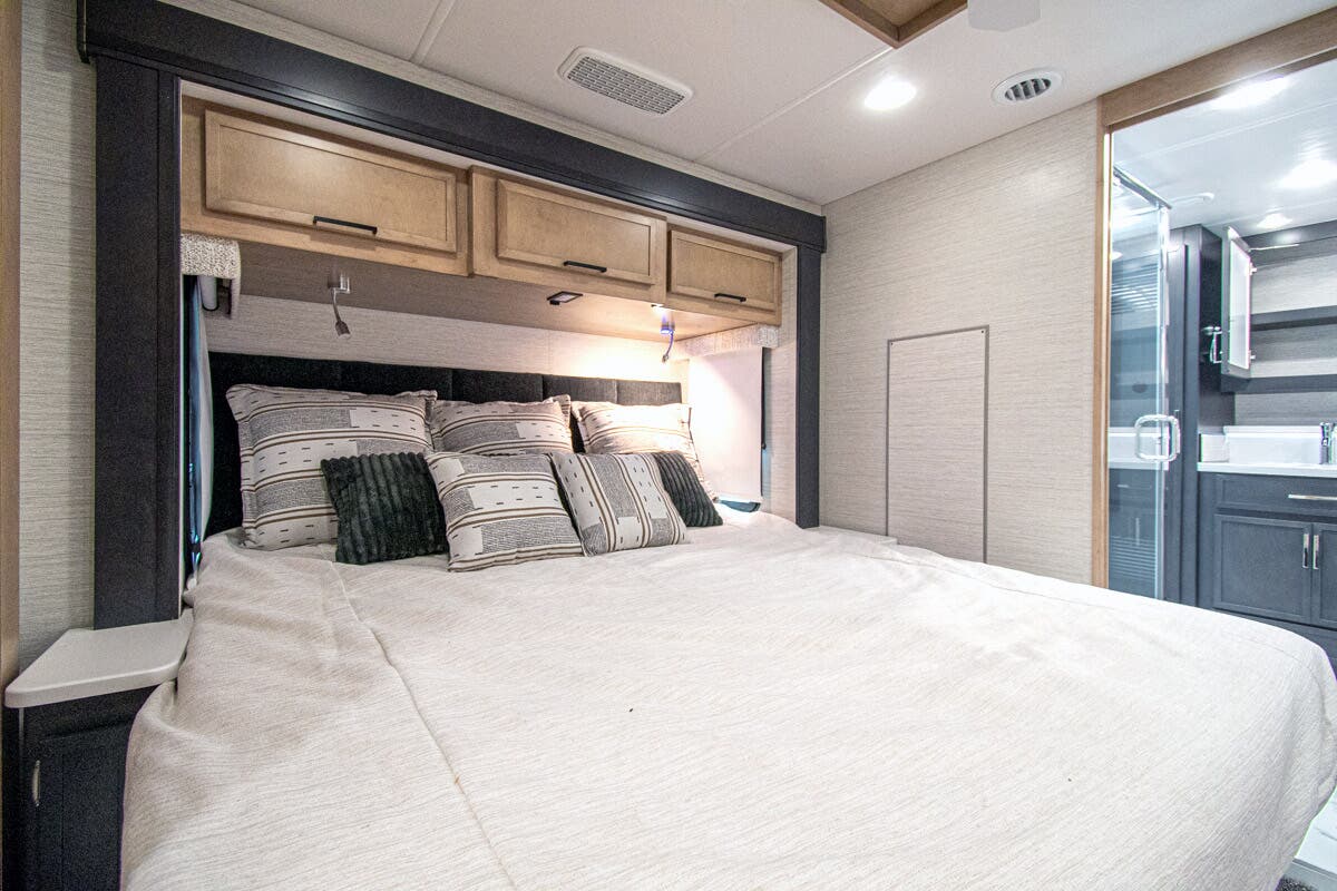 Bus-Stuff.com Class A Rv For Sale