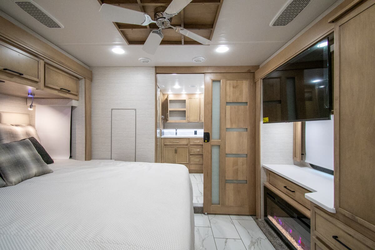 Bus-Stuff.com Class A Rv For Sale