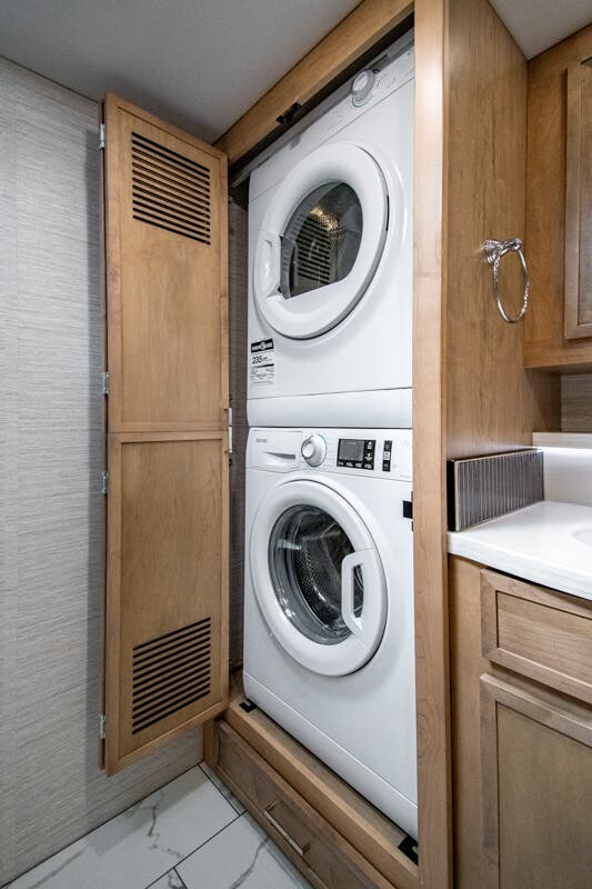 Bus-Stuff.com Class A Rv For Sale