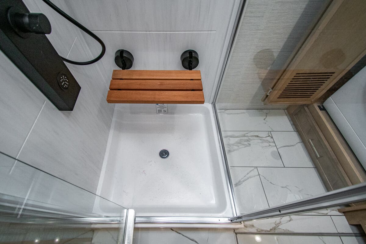 Bus-Stuff.com Class A Rv For Sale