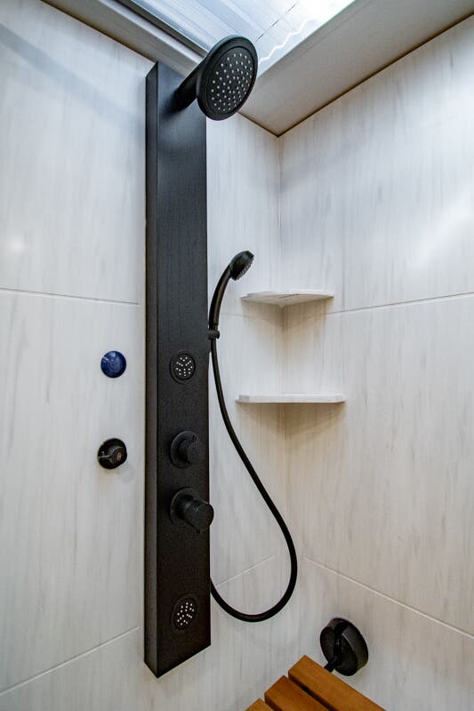 Bus-Stuff.com Class A Rv For Sale