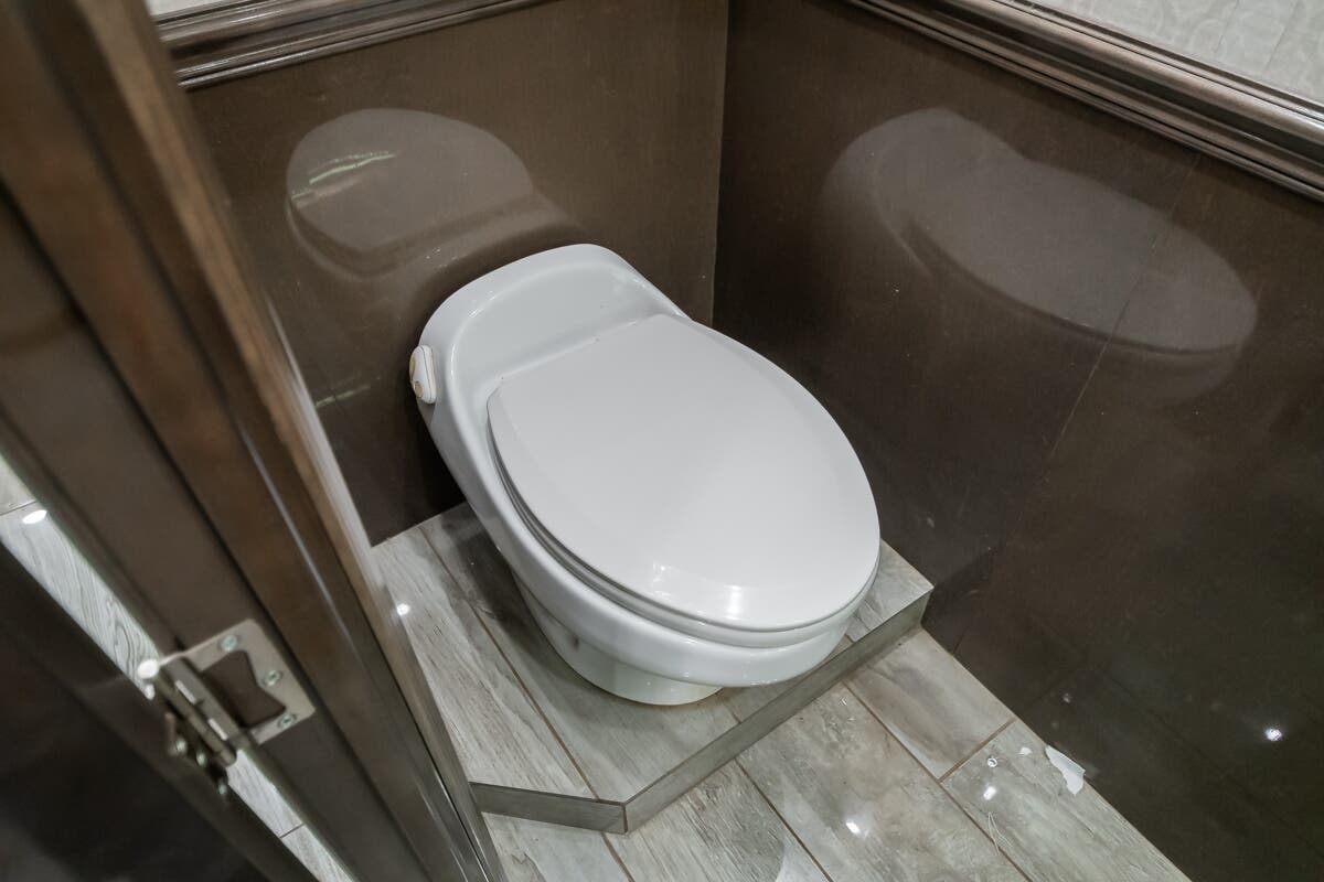 Bus-Stuff.com Class A Rv For Sale