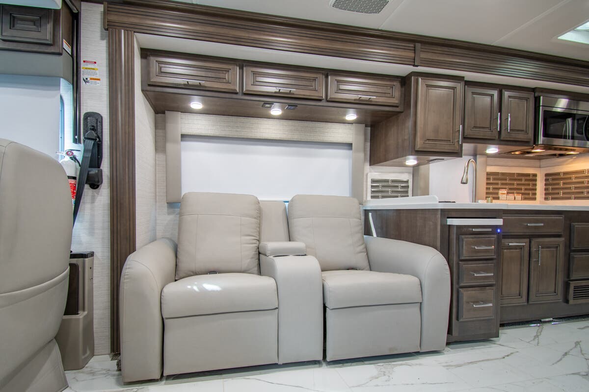 Bus-Stuff.com Class A Rv For Sale