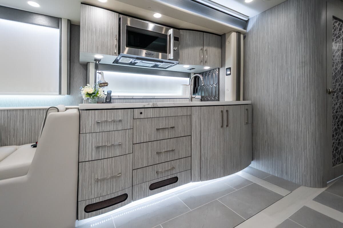 Bus-Stuff.com Class A Rv For Sale