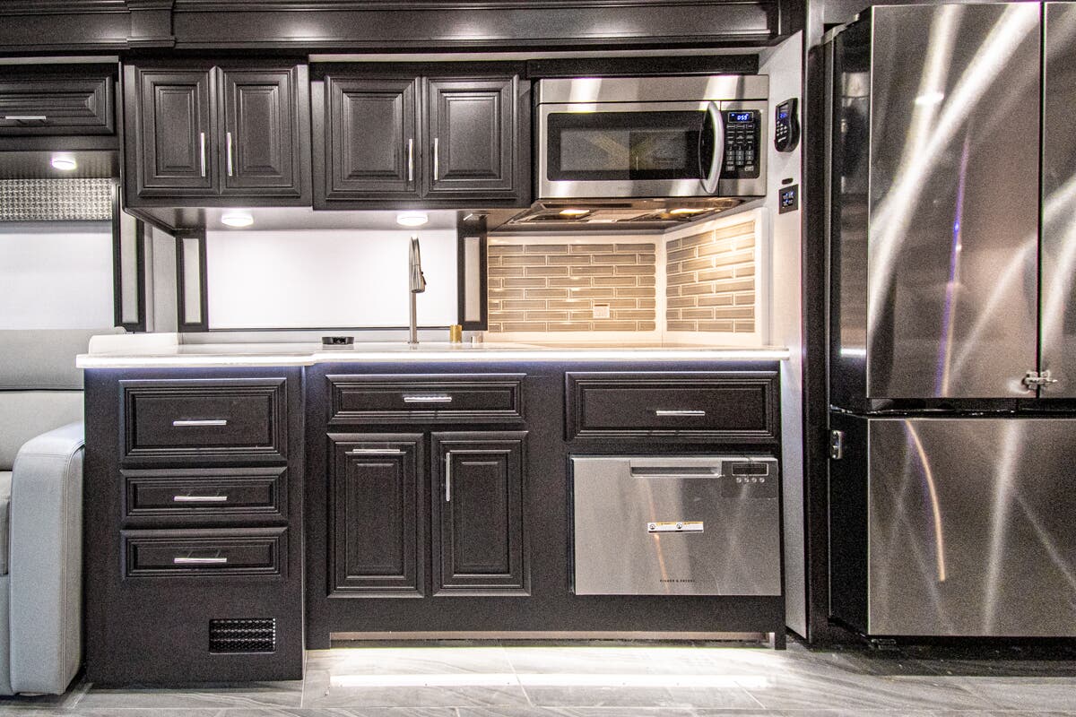 Bus-Stuff.com Class A Rv For Sale