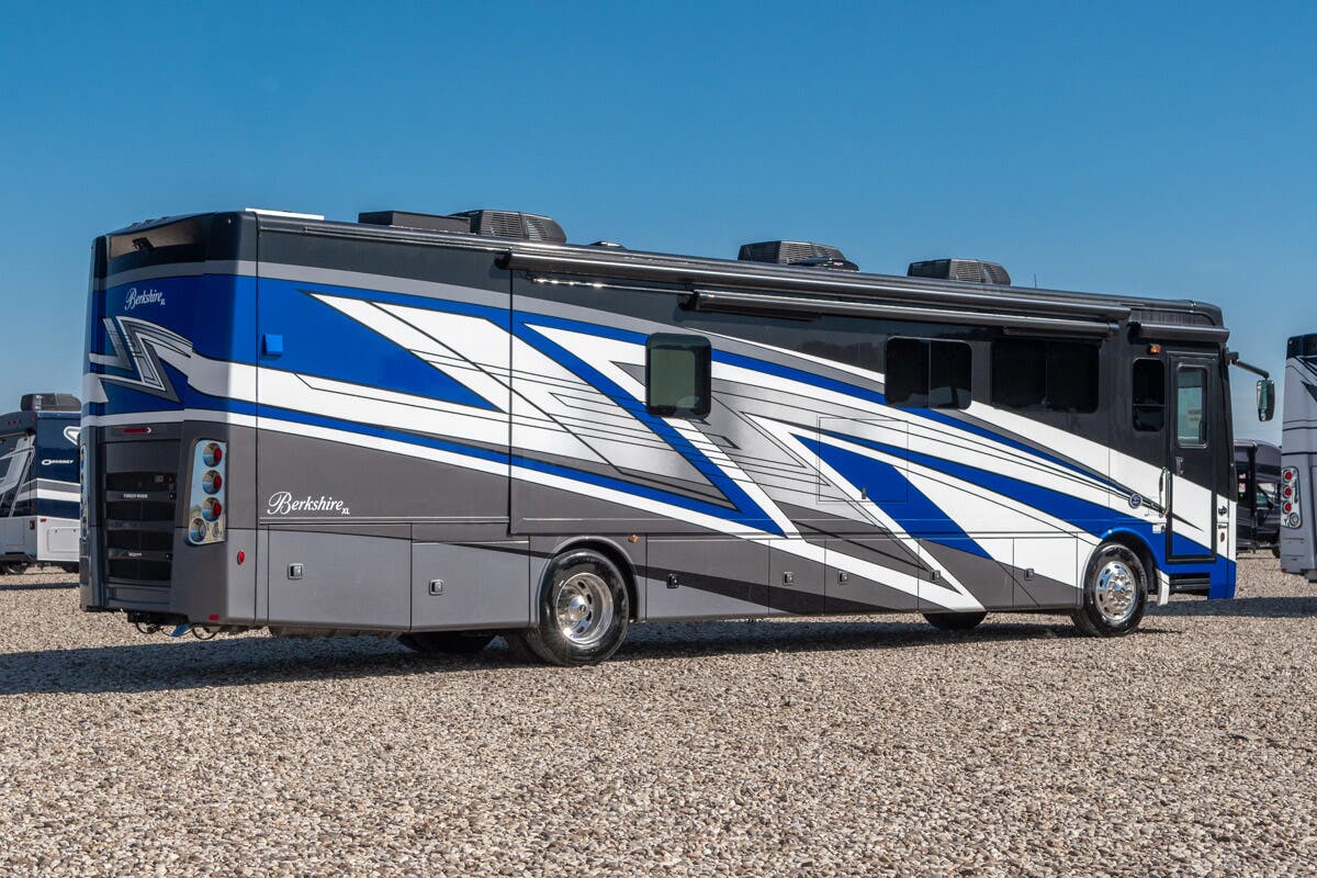 Bus-Stuff.com Class A Rv For Sale
