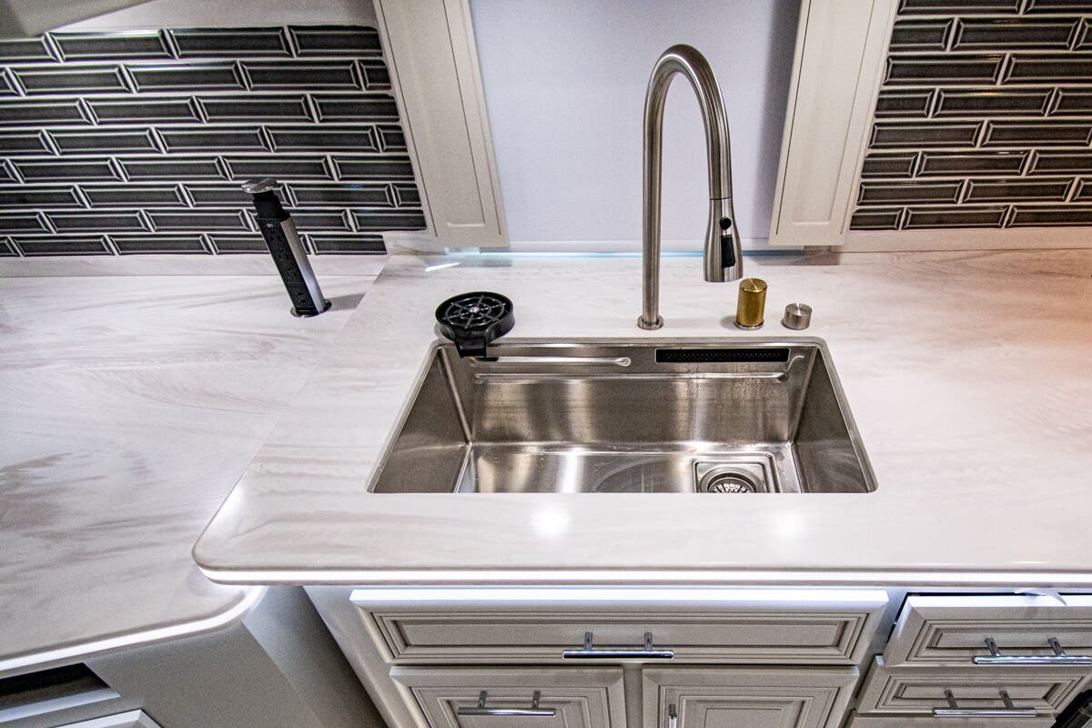 Bus-Stuff.com Class A Rv For Sale