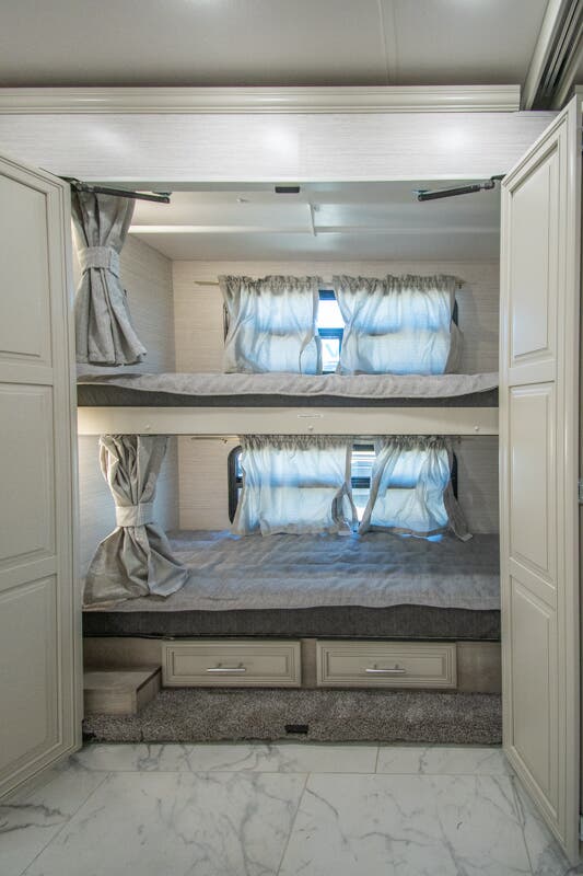 Bus-Stuff.com Class A Rv For Sale