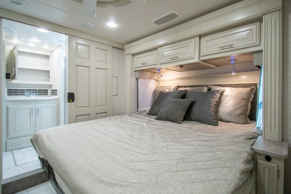 Bus-Stuff.com Class A Rv For Sale