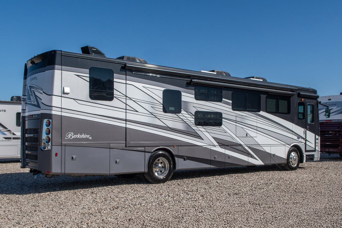 Bus-Stuff.com Class A Rv For Sale