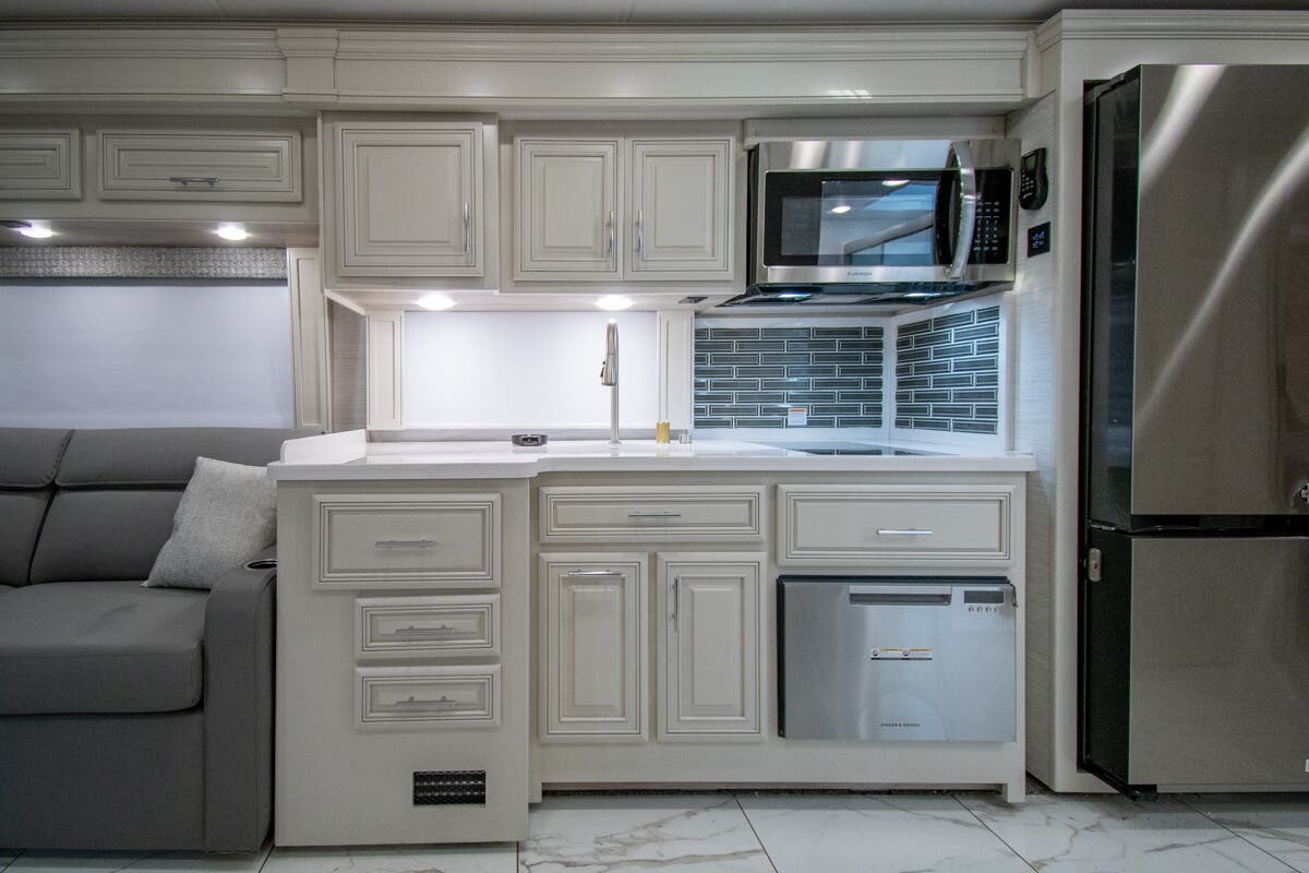 Bus-Stuff.com Class A Rv For Sale