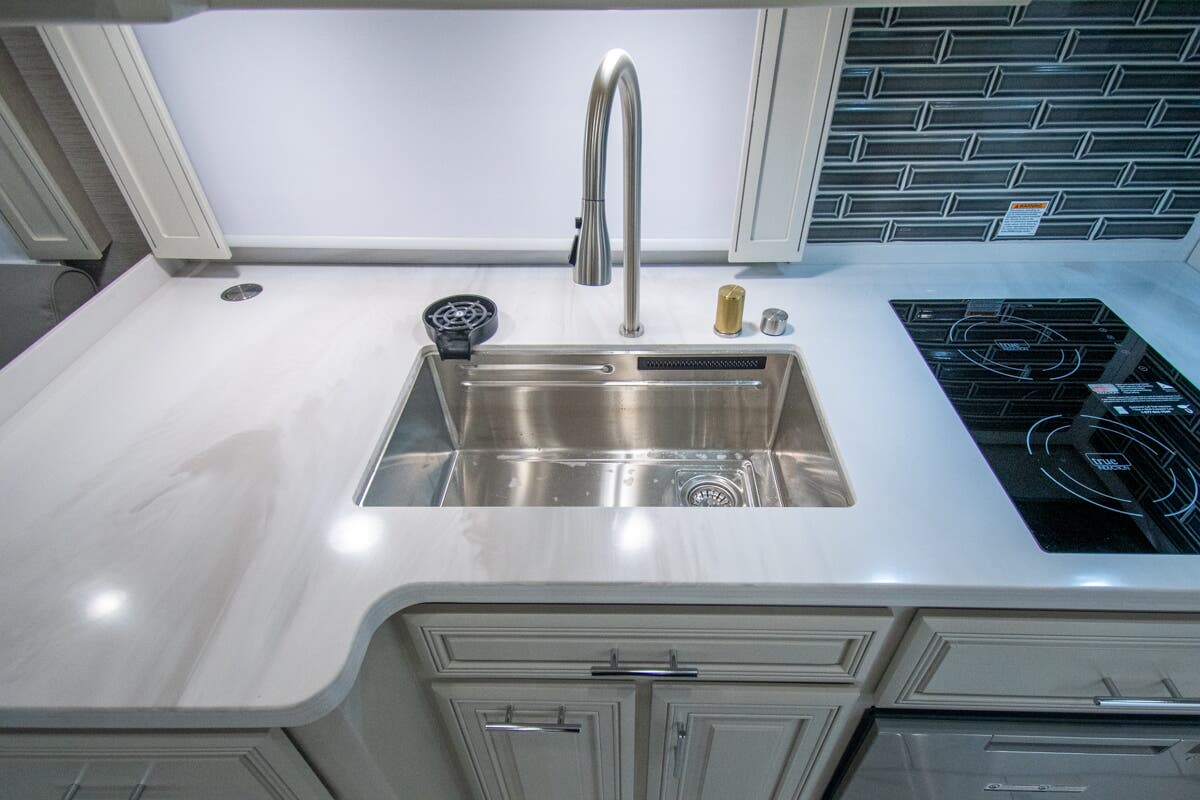 Bus-Stuff.com Class A Rv For Sale