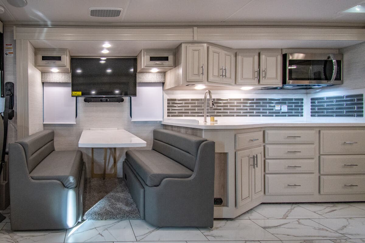 Bus-Stuff.com Class A Rv For Sale