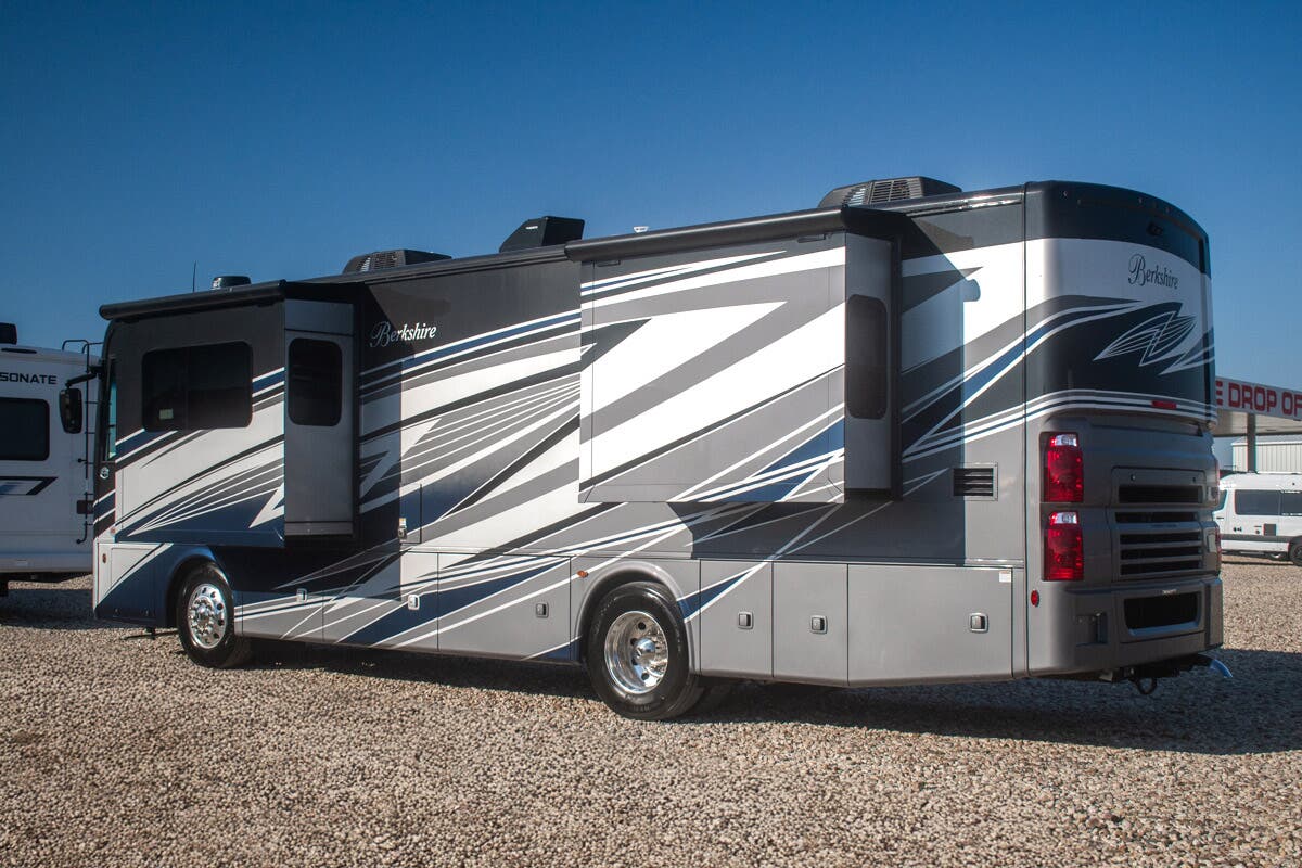 Bus-Stuff.com Class A Rv For Sale