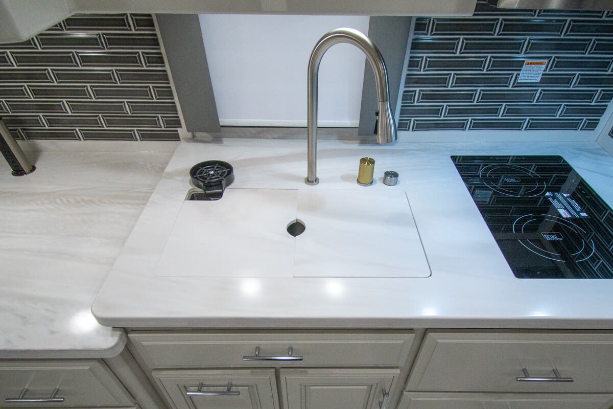 Bus-Stuff.com Class A Rv For Sale