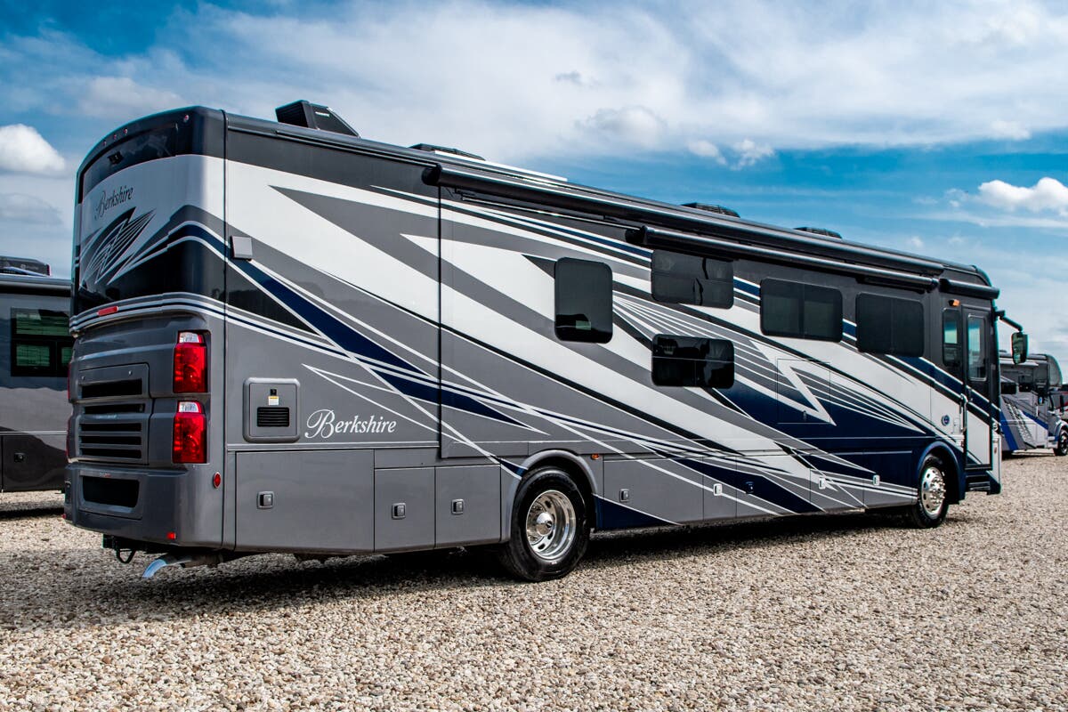 Bus-Stuff.com Class A Rv For Sale