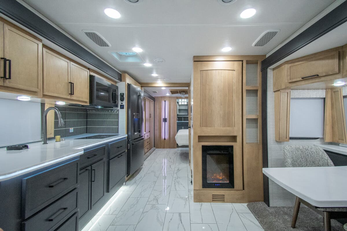 Bus-Stuff.com Class A Rv For Sale