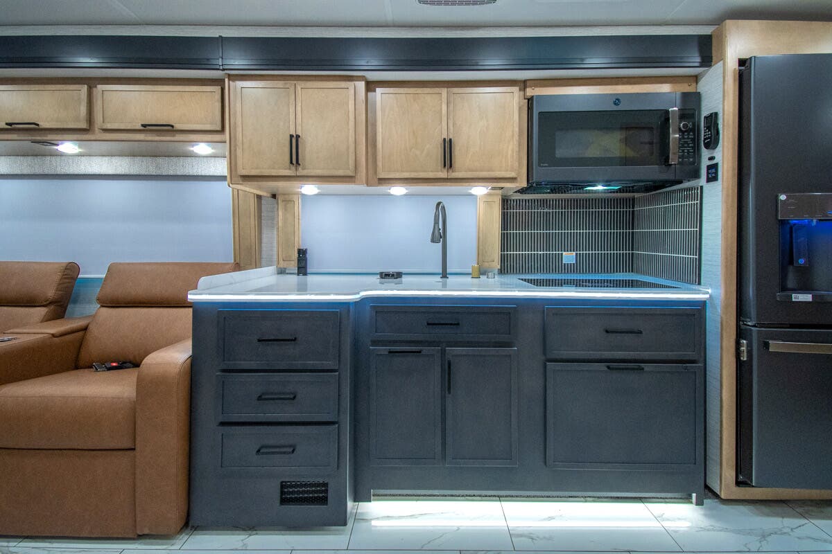 Bus-Stuff.com Class A Rv For Sale