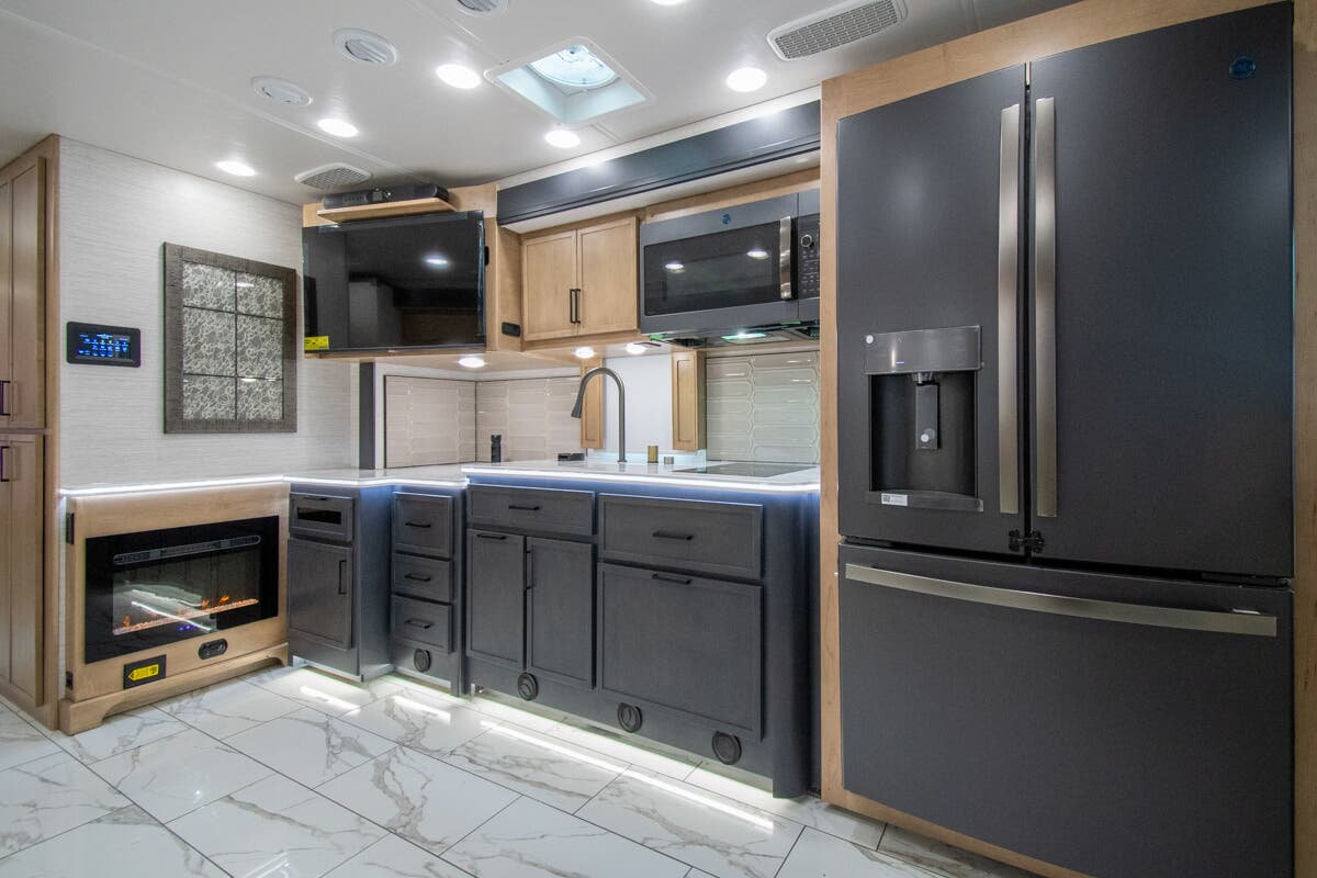 Bus-Stuff.com Class A Rv For Sale