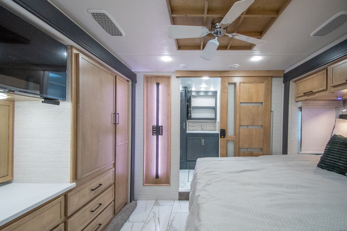 Bus-Stuff.com Class A Rv For Sale