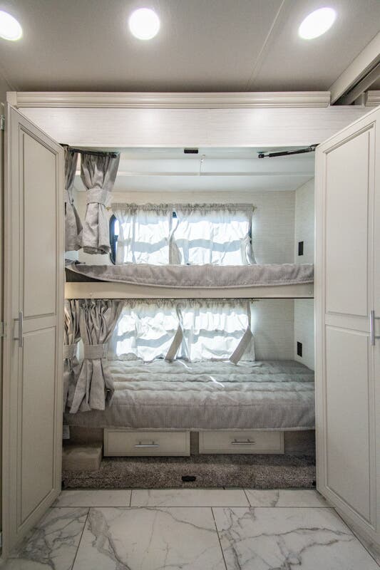 Bus-Stuff.com Class A Rv For Sale