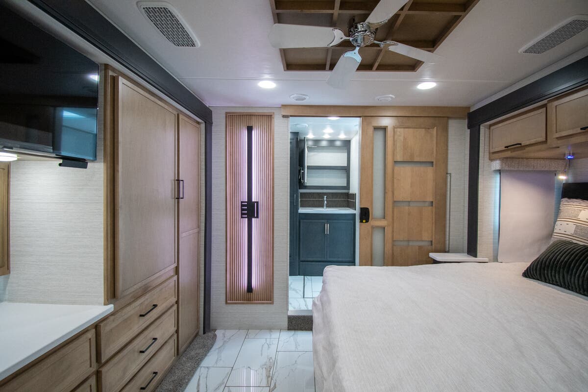 Bus-Stuff.com Class A Rv For Sale
