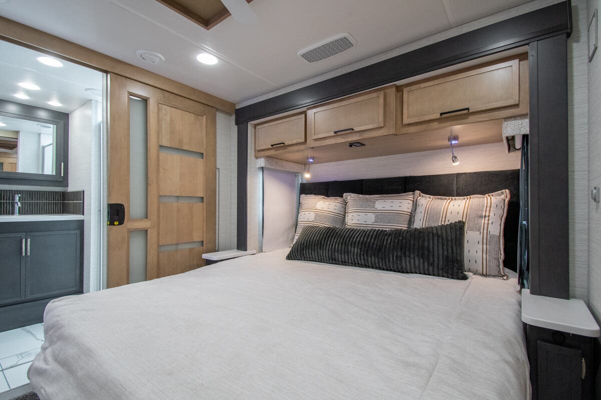 Bus-Stuff.com Class A Rv For Sale