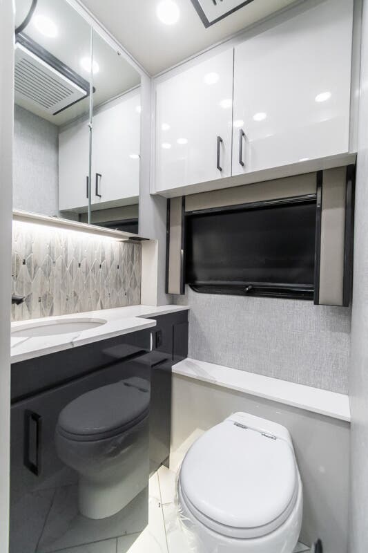 Bus-Stuff.com Class A Rv For Sale
