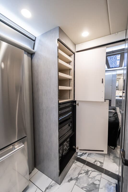 Bus-Stuff.com Class A Rv For Sale